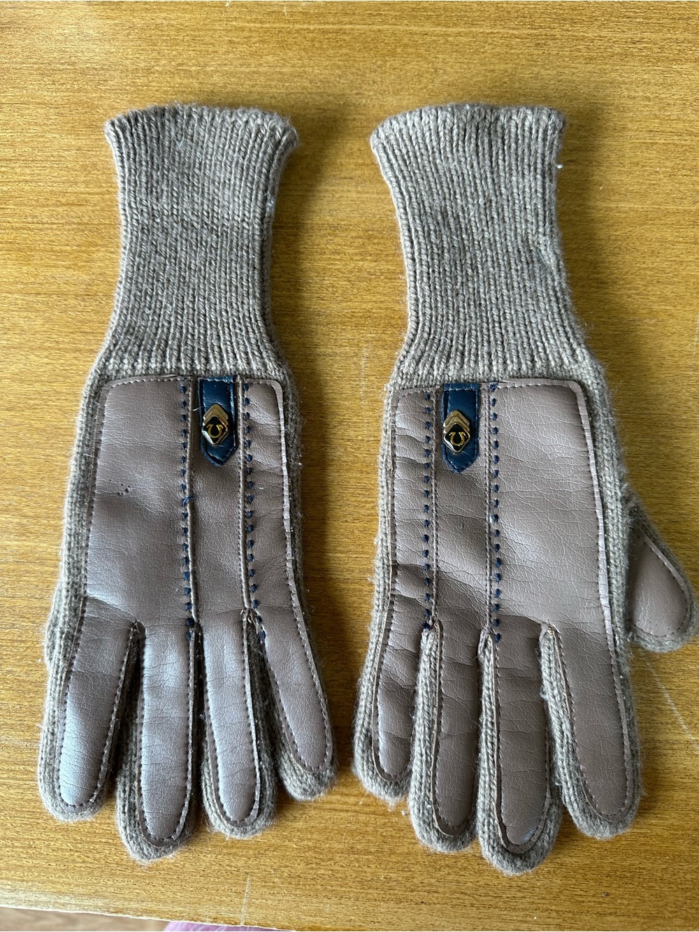 Etienne Aigner Vintage Cuff Leather-Front Women’s Gloves in Taupe